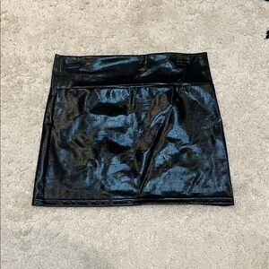 Mini faux leather skirt